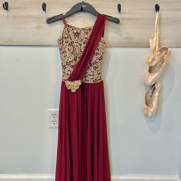 Revolution Dancewear On The Nature of Daylight, lyrical dance costume - Picture 3 of 10